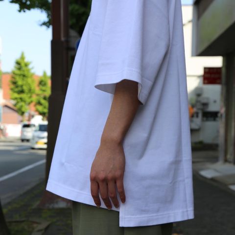 COMME des GARCONS HOMME HOMMEプリントオーバーサイズ綿度詰天竺Tシャツ(HG-T023-051) style. 2021.05.07.