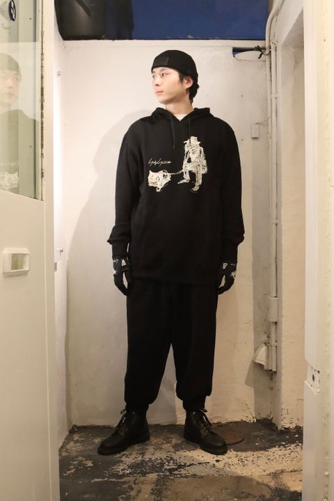 Yohji Yamamoto×New Era 朝倉優佳 山本耀司&愛犬フーディー style.2021.11.14.
