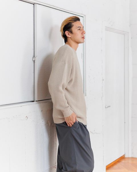 グラフペーパー  Linen Solotex Loose Rib Crew Neck 3月1日(土)発売！