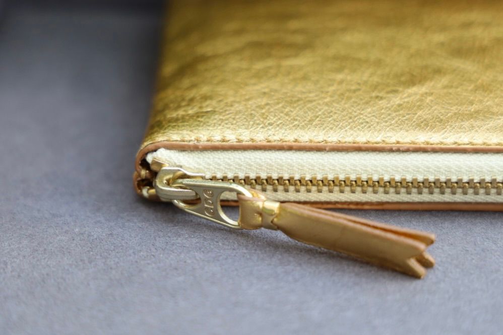 コムデギャルソン L字型ZIP財布(8Z-B031-051-1)GOLD☆4月11日再入荷！