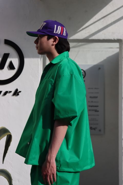 is-ness BALLOON WIDE SHIRT(1022SSSH03) style.2022.4.25