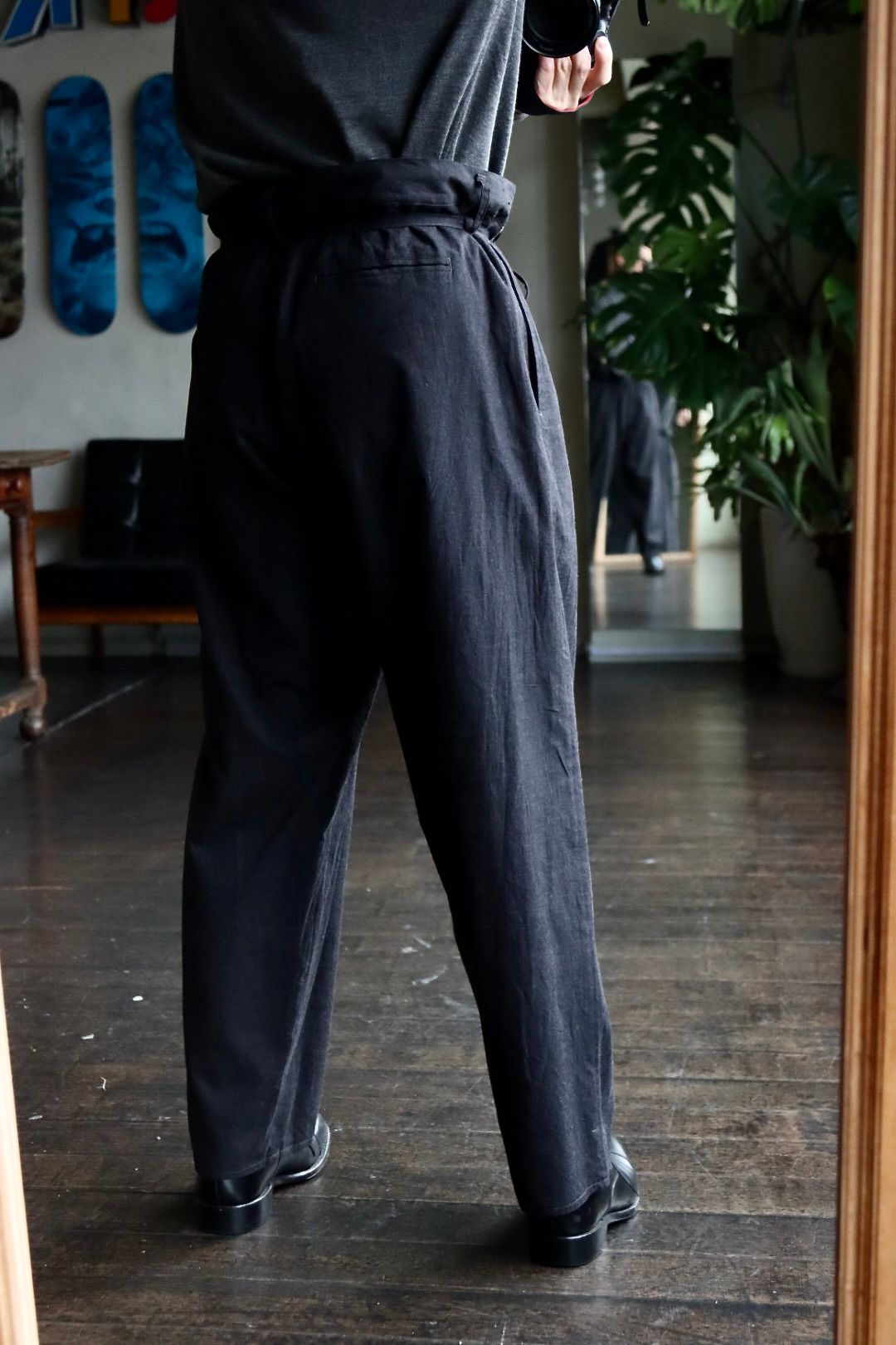 ブラームス23SSパンツ Selvage Twill Button Tuck Easy Pants(BHS23S004)HEATHER  BLACK※1月27日発売！ - 2