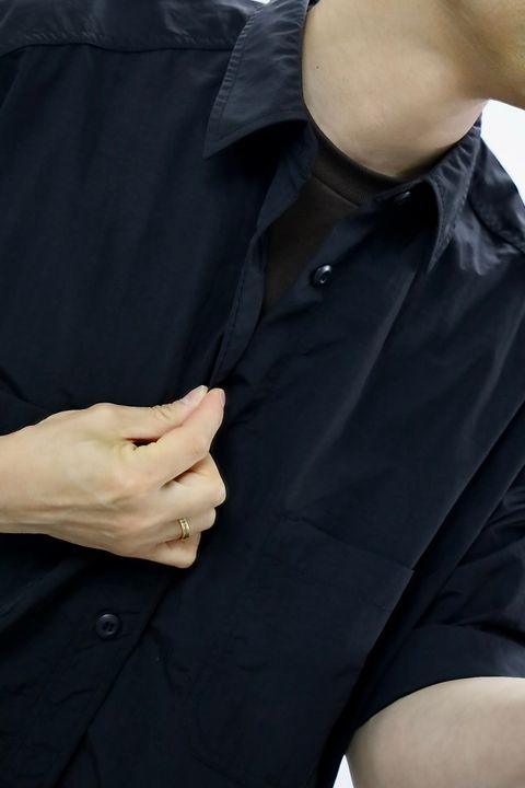 COMME des GARCONS HOMME 26SS ナイロンタッサー半袖シャツスタイル