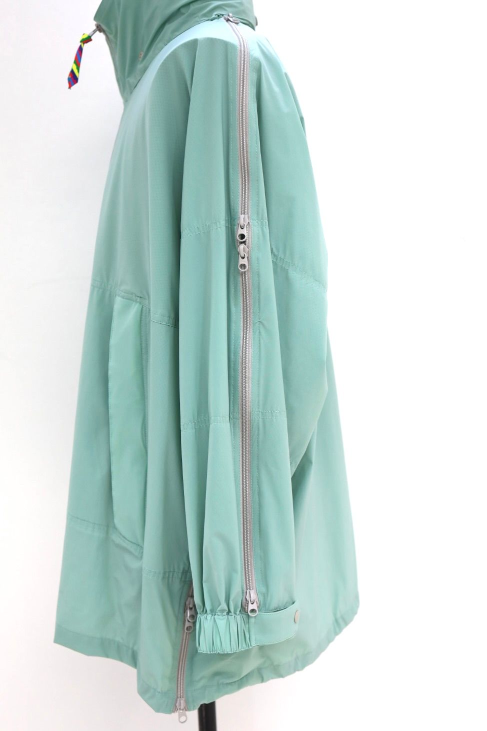 イズネス 26SS Technical Ventilation Coat(26SS_29_1008SSJK09)MINT☆新作発売！