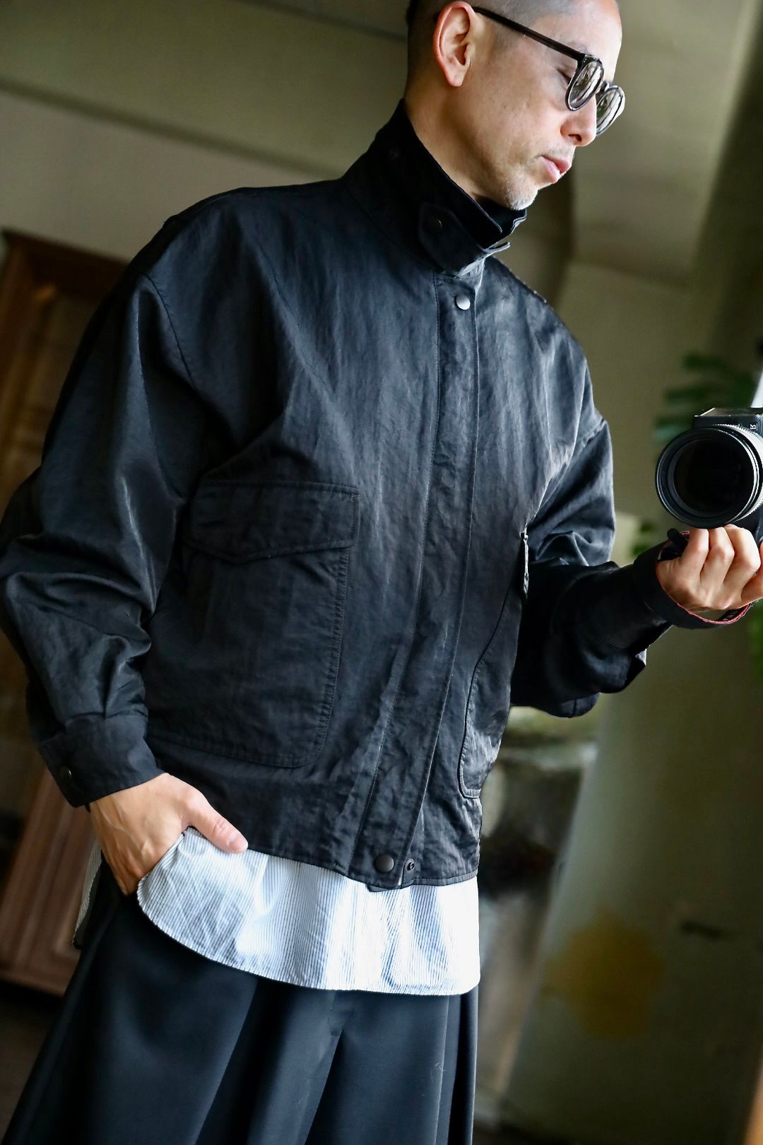 YOKE NYLON BOMBER JACKETスタイル