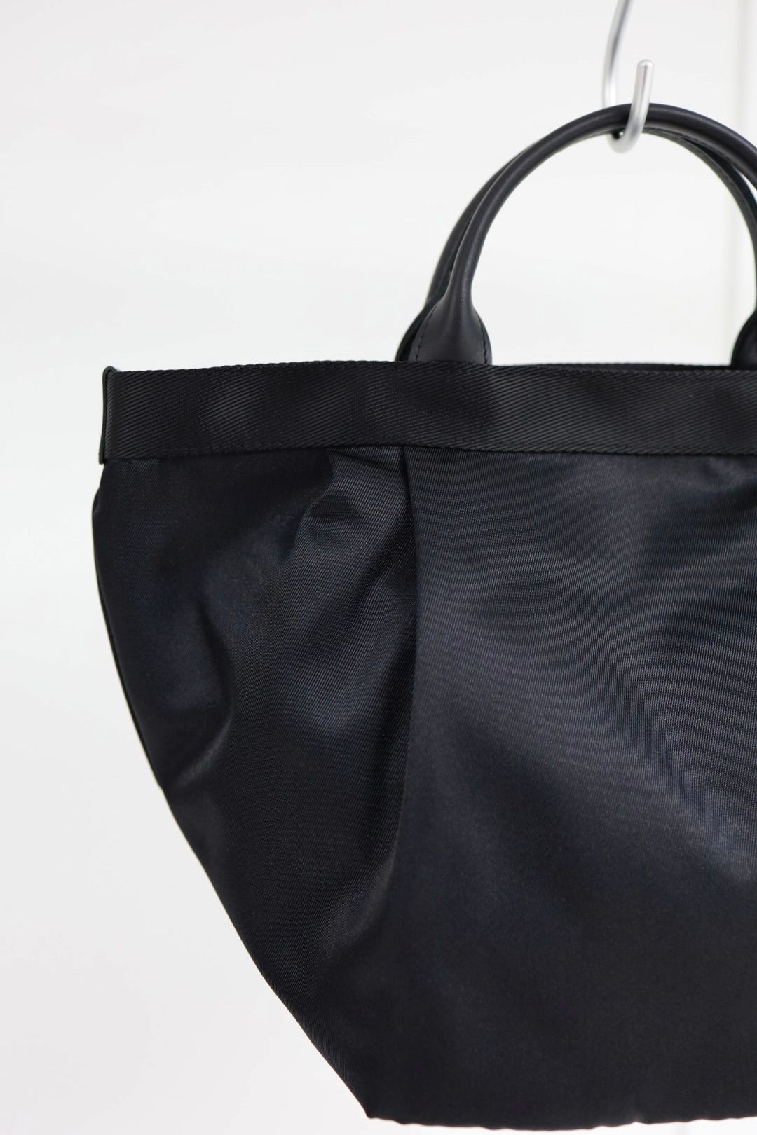 エンダースキーマ バッグ 2tuck tote M(yv-b-2tm)black☆1月10日(土)発売！