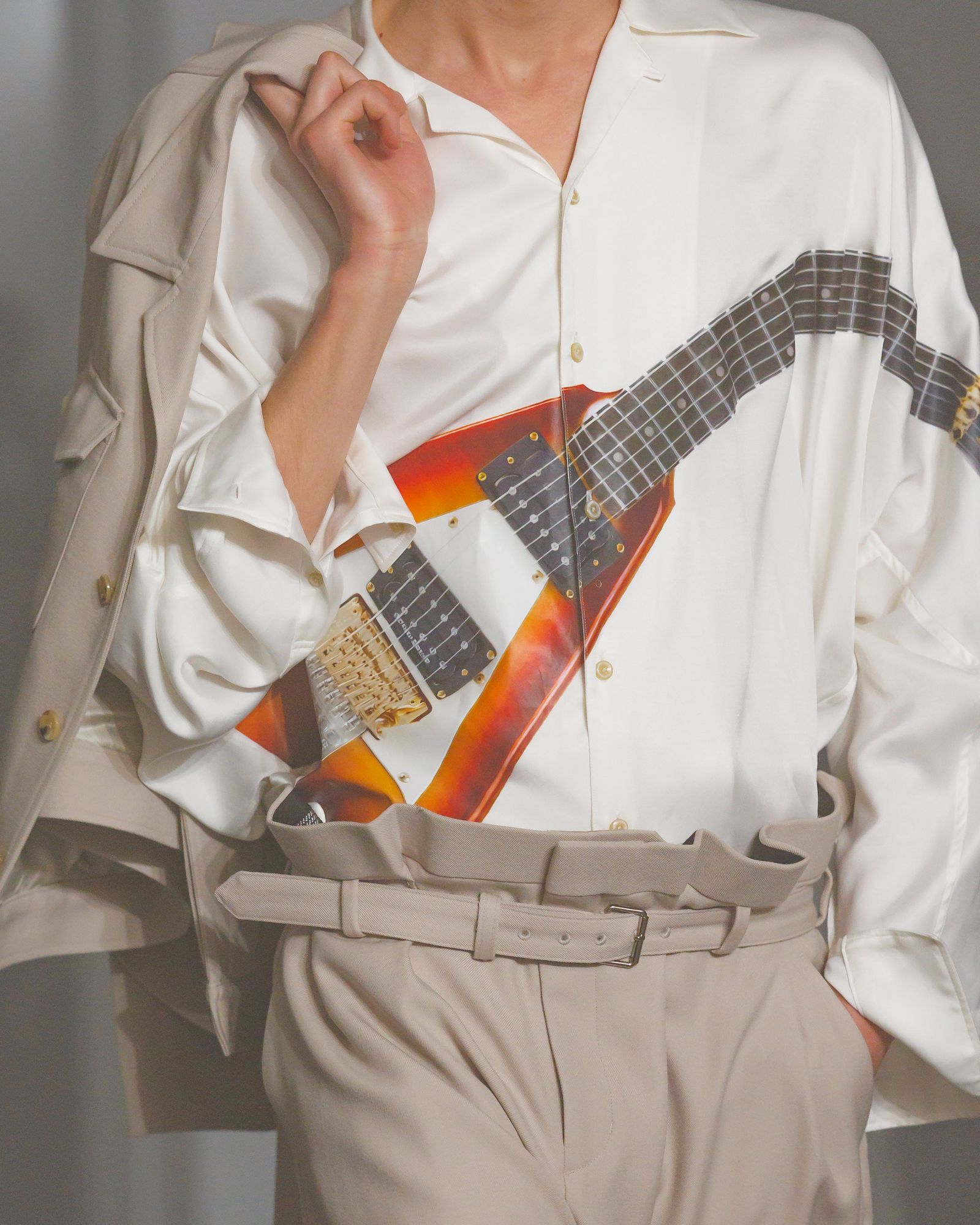 doublet ダブレット26AW AIR GUITAR SHIRT (26AW19SH177)WHITE☆7月11日(土)発売！