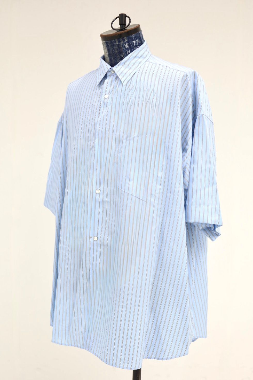 グラフペーパー SIDOGRAS S/S Oversized Regular Collar ShirtGM262-50029)SAX STRIPE☆6月6日(土)発売！