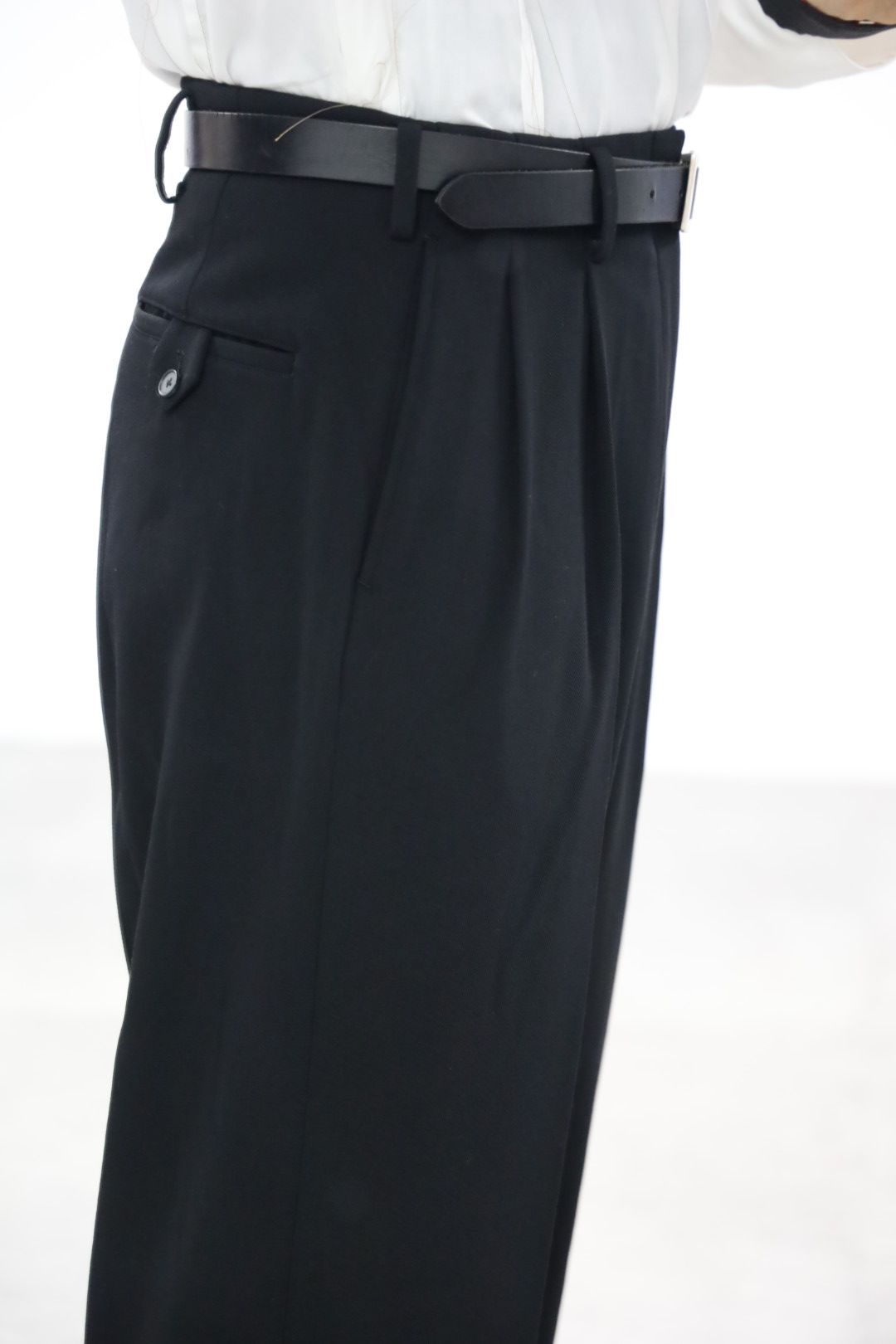 アプレッセ 2026 STYLE2 Wool Wide Tapered Trousers(26AAP-04-01)BLACK
