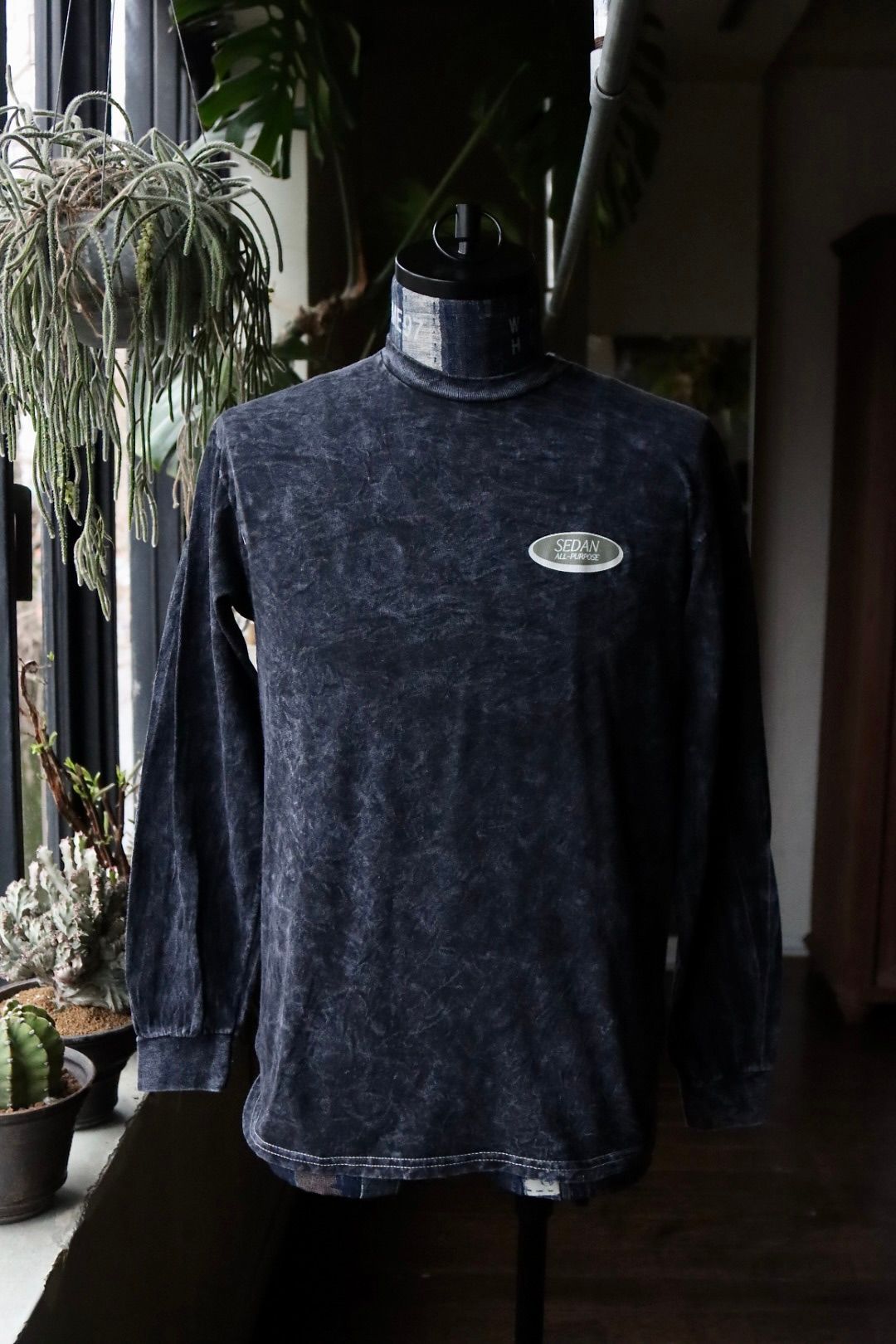 セダンオールパーパス SS24 Oval Logo Mineral Wash L/S Tee(SD24S-CT04)Asphalt