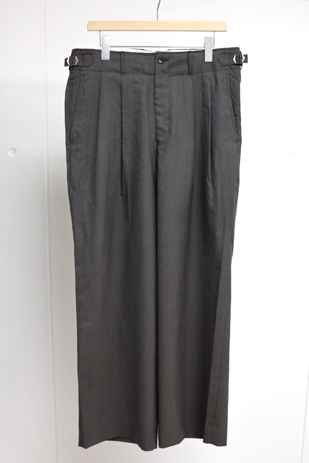 marka 26AW DOUBLE PLEATED MILITARY TROUSERS(M26C01PT01C)BROWN GRAY☆新作発売！