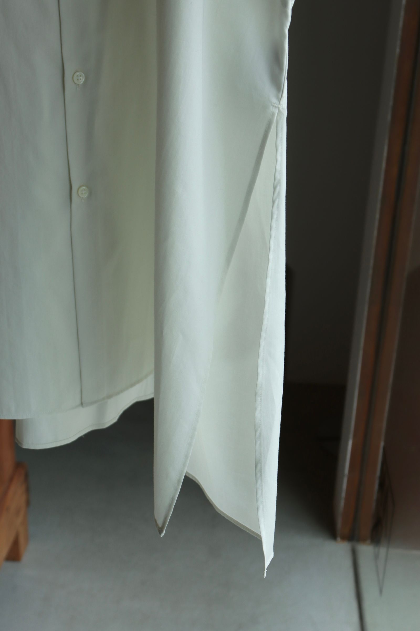 Graphpaper 25SS WOMENS Silicon Poplin Deep Slit Band Collar Shirt(GL251-50147)ECRU