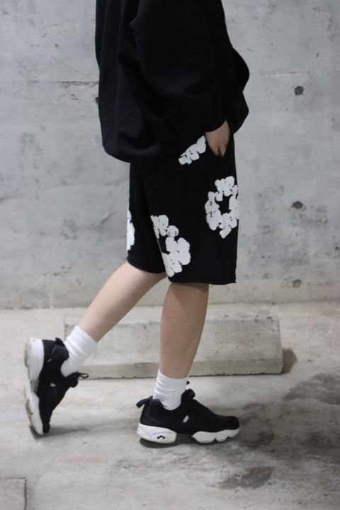 DENIM TEARS 新作READYMADE×DENIM TEARS COTTON WREATH SWEAT SHORTS style.2022.9.29
