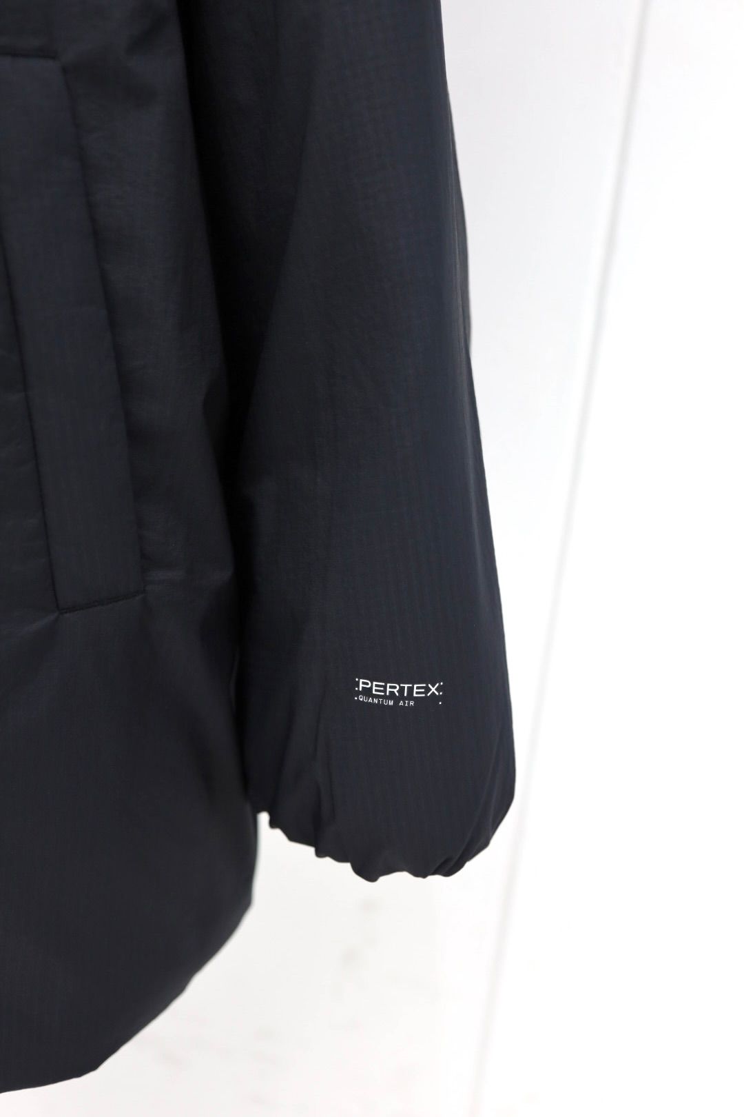 グラフペーパー PERTEX® QUANTUM AIR Bal Collar Down Coat(GM263-10280)BLACK☆9月26日(土)発売！