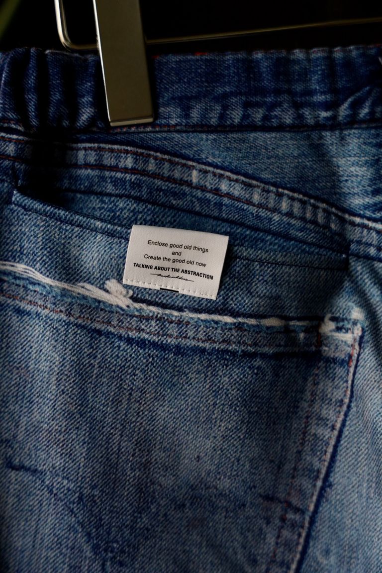 TALKING ABOUT THE ABSTRACTION - トーキングアバウト ジ  