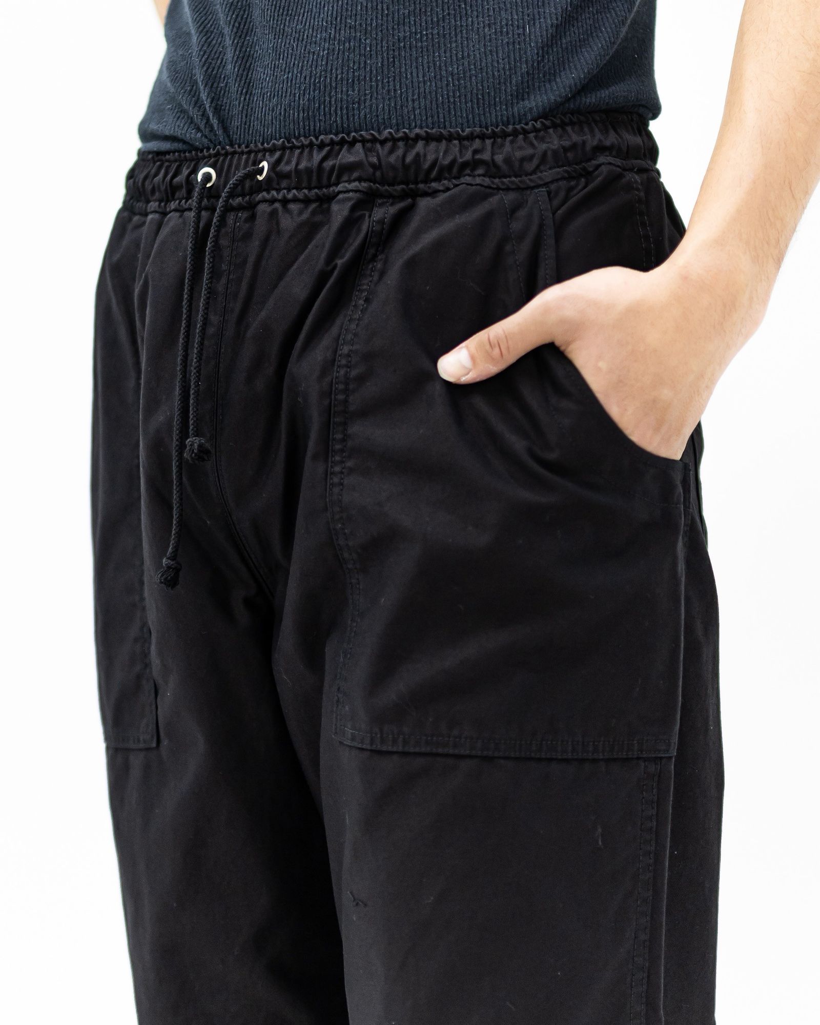 コムデギャルソンオム26SS 綿バックサテンベイカーパンツ(HQ-P014-051-1)BLACK☆3月6日(金)発売！