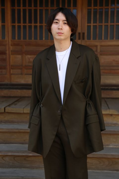 YOKE 新作WOOL FLANNEL BACK SLIT STRAGIHT TROUSERS style.2020.9.27.