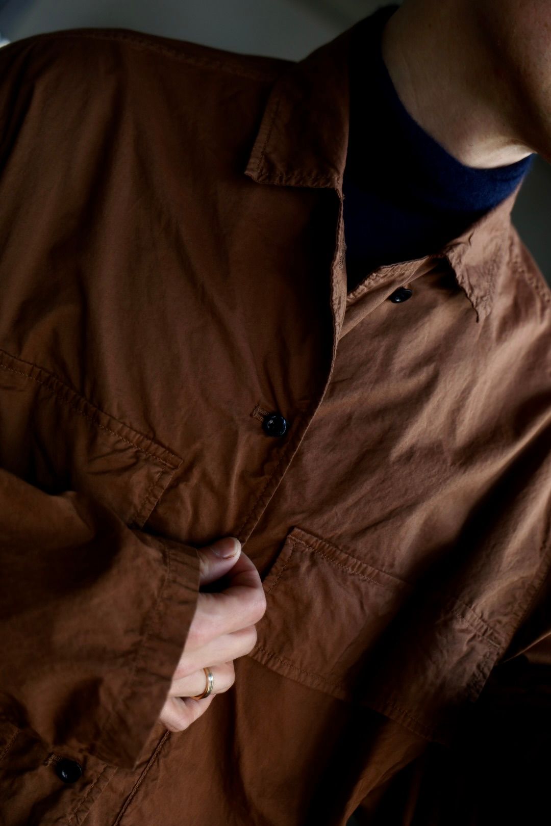 Graphpaper Garment Dyed Typewriter Fatigue Shirtスタイル