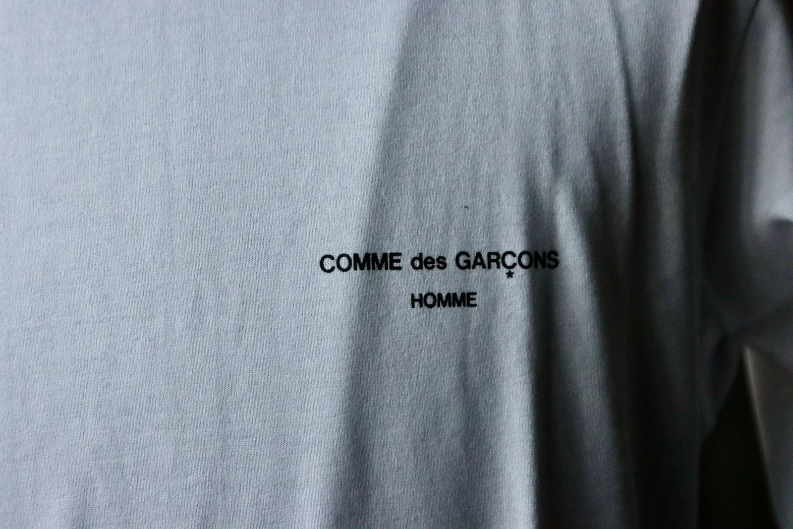 COMME des GARCONS HOMME - コムデギャルソンオム24SS ロゴTシャツ(HM