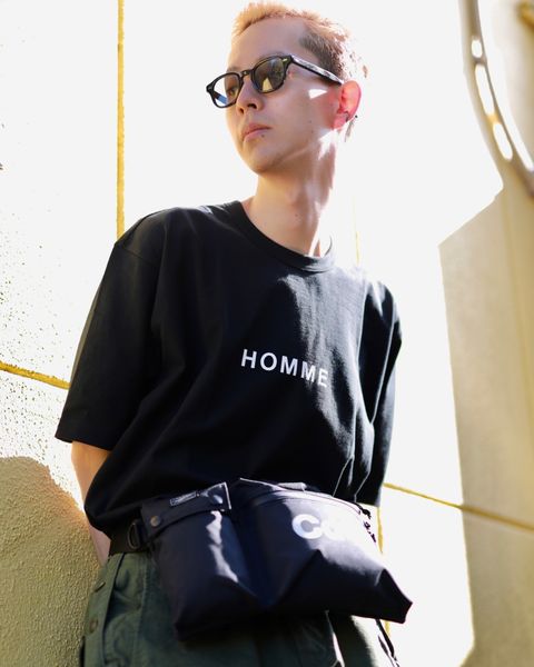 COMME des GARCONS HOMME コムデギャルソンオム23SS 綿度詰天竺ロゴプリントTシャツ スタイル
