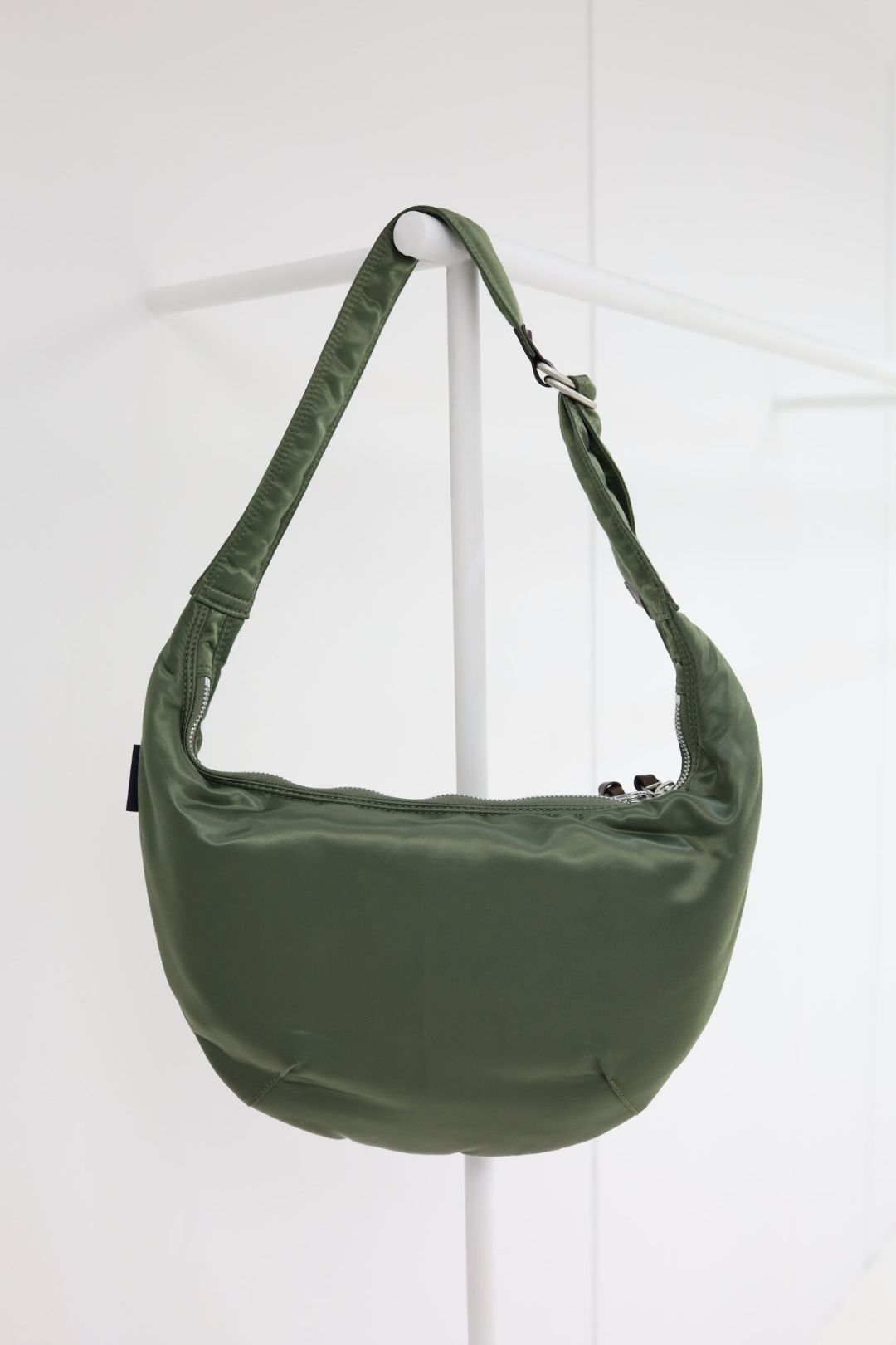 コムデギャルソンオム HOMMEロゴ限定 綿ナイロンショルダーバッグ(HP-K206-051)KHAKI☆12月13日(土)新作発売！