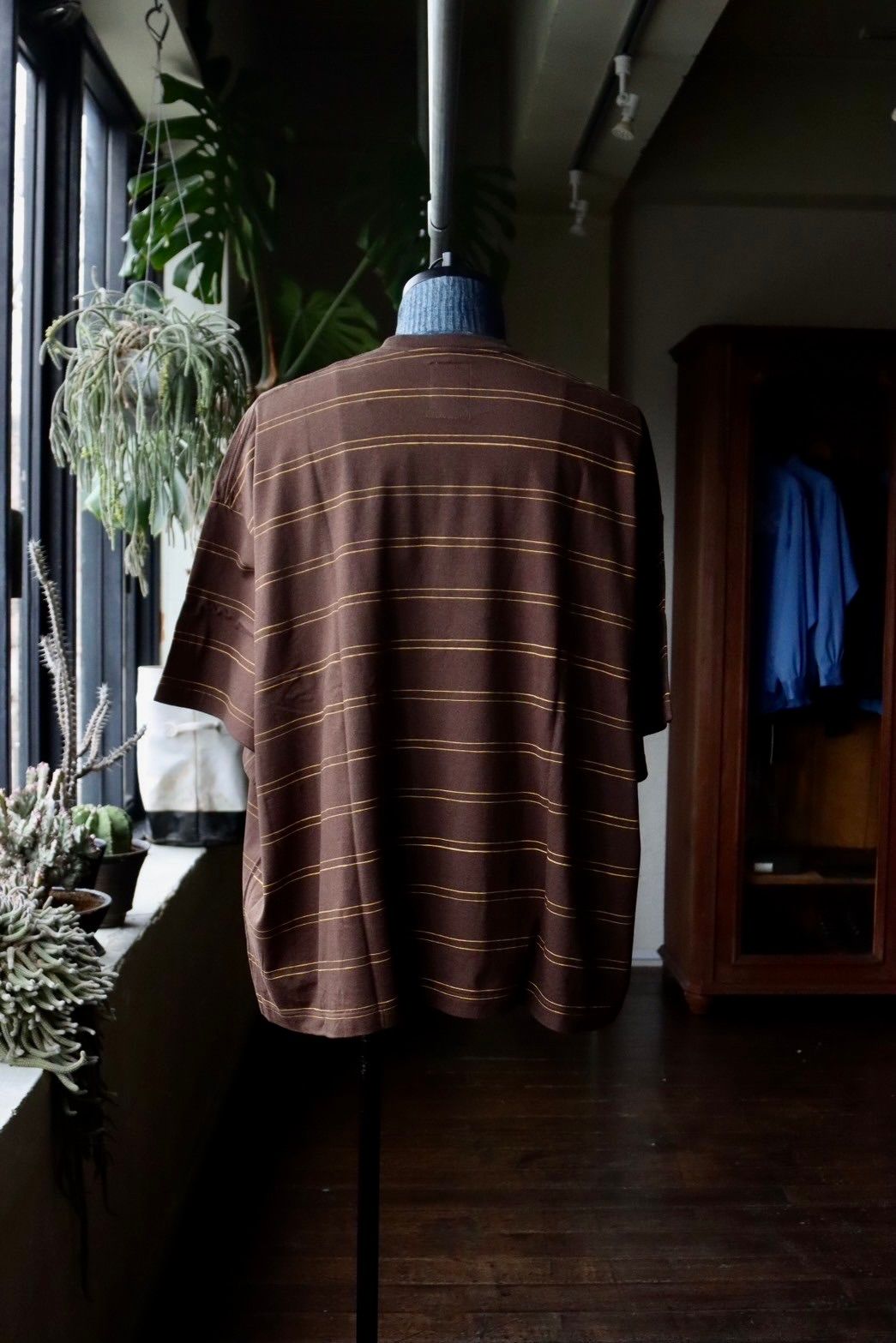 S.F.C 24SS エスエフシー DOUBLE WIDE SIDE STRIPE TEE(SFCSS24CS11)Brown×Yellow