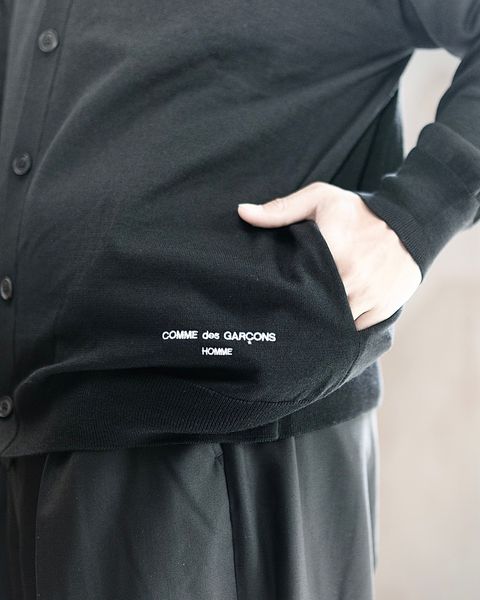 COMME des GARCONS HOMME 梳毛エステル天竺カーディガン スタイル 8月3日(土)発売！