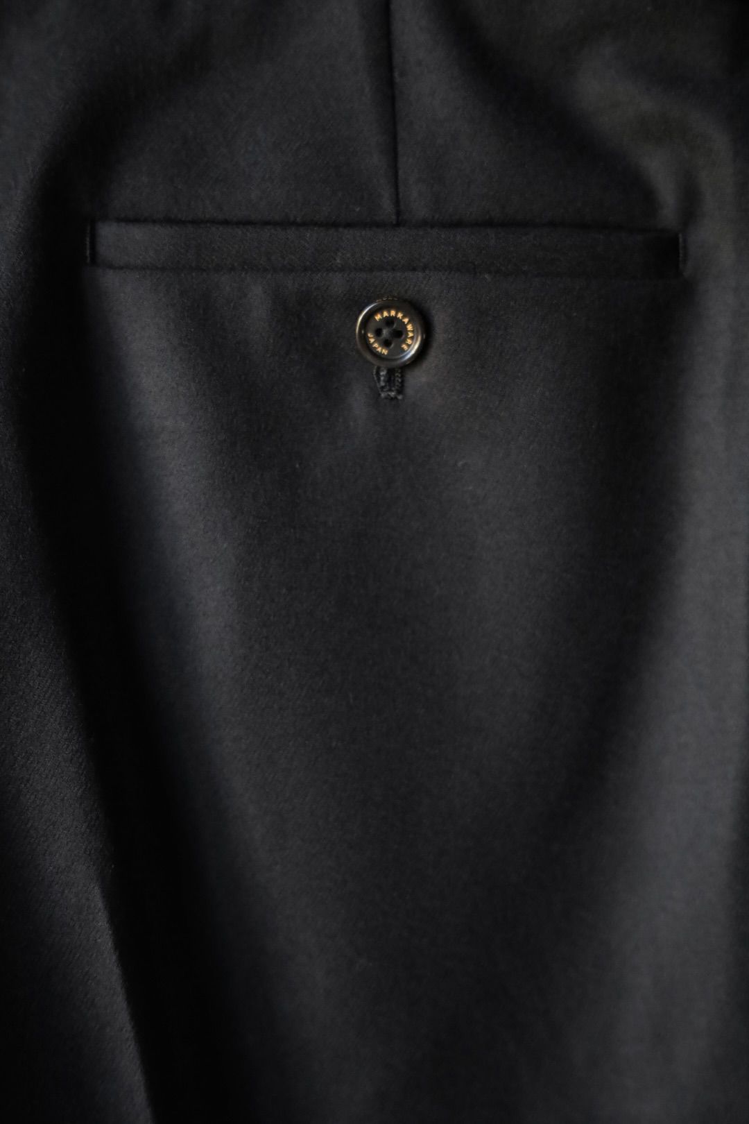 マーカウェア 26AW DOUBLE PLEATED TROUSERS(A26C18PT01C)BLACK☆新作発売！