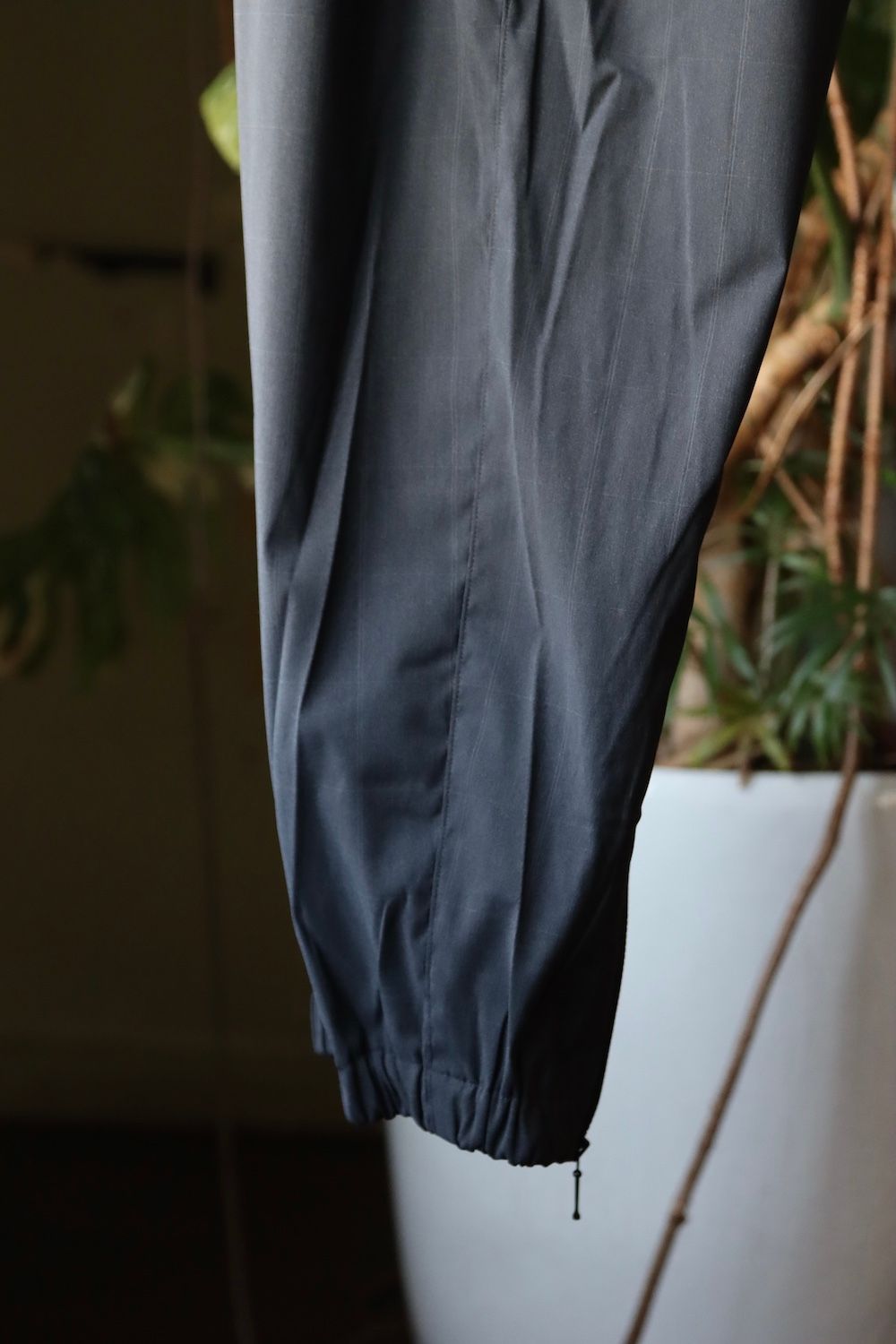 is-ness×NEAT LORO PIANA SPORT FABRICS PANTS"CHARCOAL"イズネス22SS