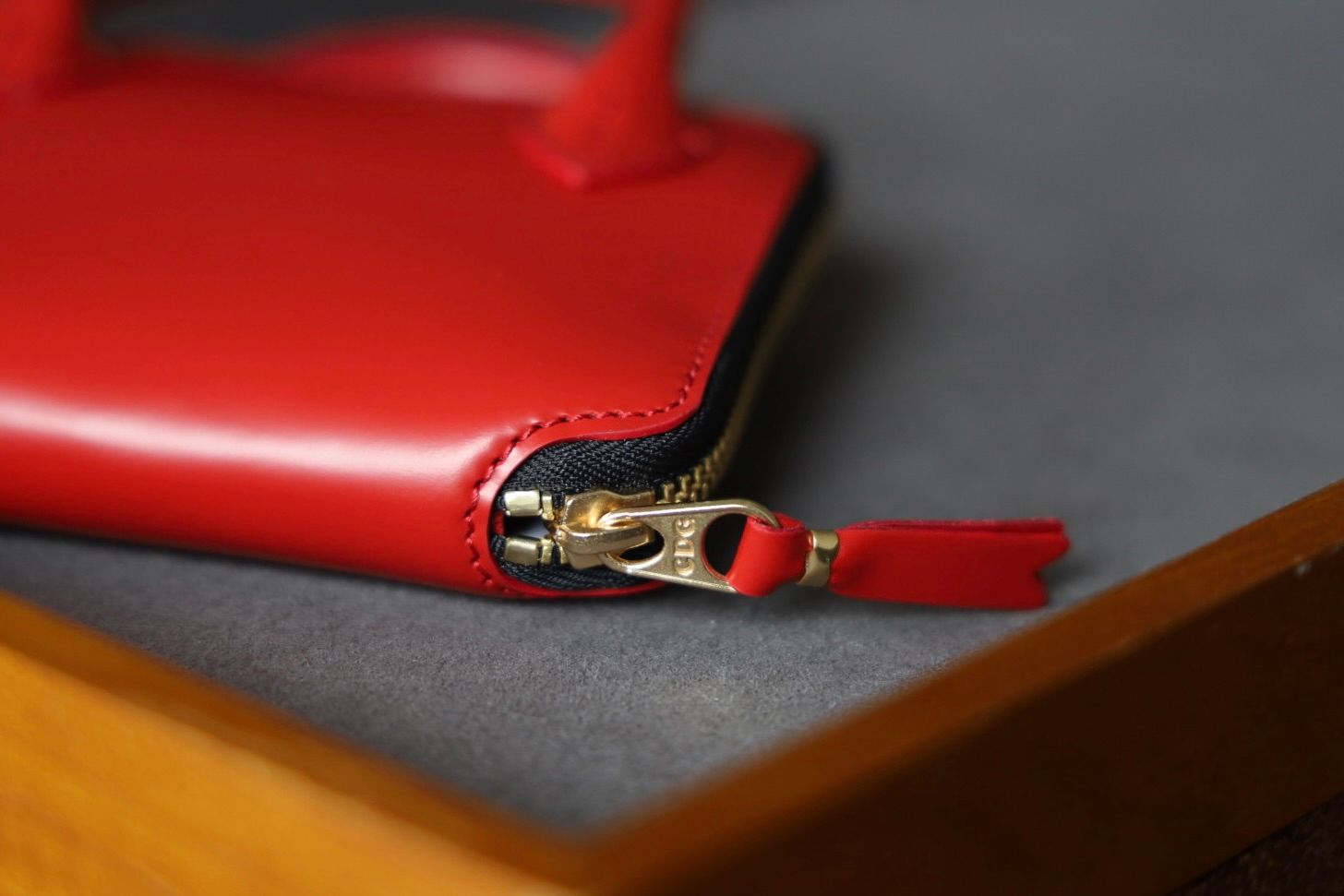 コムデギャルソン 財布 HANDELS WALLET 2つ折り財布(8Z-U210-051)RED☆9月27日発売！