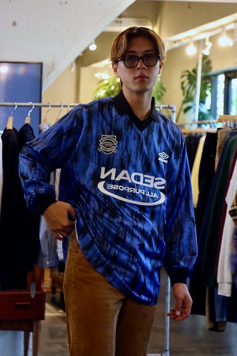 SEDAN ALL-PURPOSE 23FW UMBRO Game Shirt"Blue×Black"スタイル