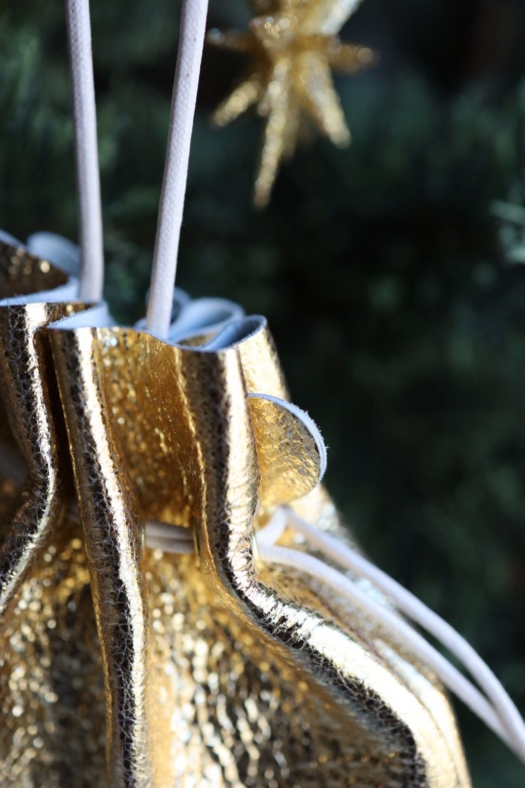 エンダースキーマ バッグpetal sac gloss(yv-b-psg)gold☆12月6日(土)発売！