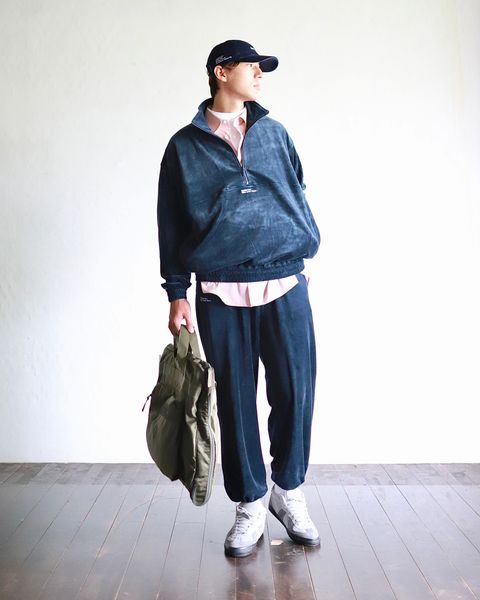 FreshService新作VELOUR JERSEY PULLOVERスタイル