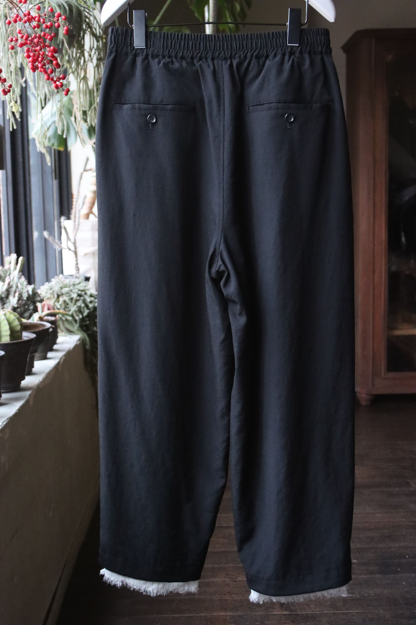 グラフペーパー24SS Wool Twill Washer Pants (GM241-40048)BLACK