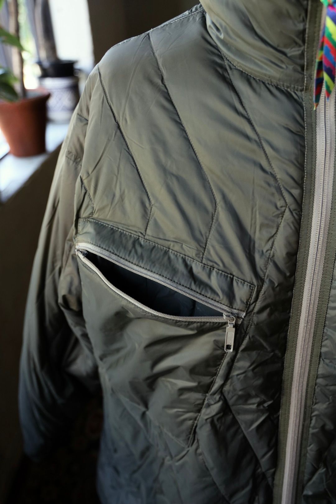 イズネス 25AW REVERSIBLE FLEECE DOWN JACKET is-ness×TAION (25AW_34_1007AWDOWNJK01)KHAKI☆新作発売！