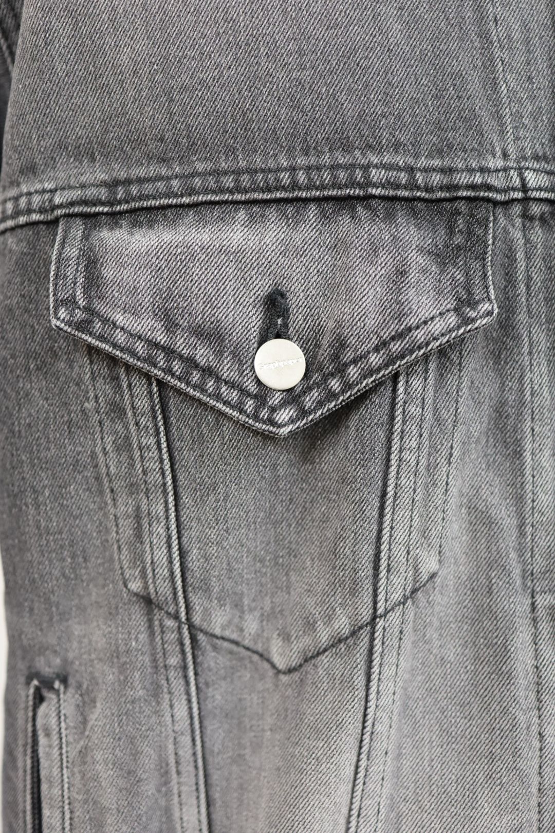グラフペーパー  Selvage Denim Trucker Jacket(GU261-20055LB)BLACK_LIGHT FADE★1月24日(土)発売！