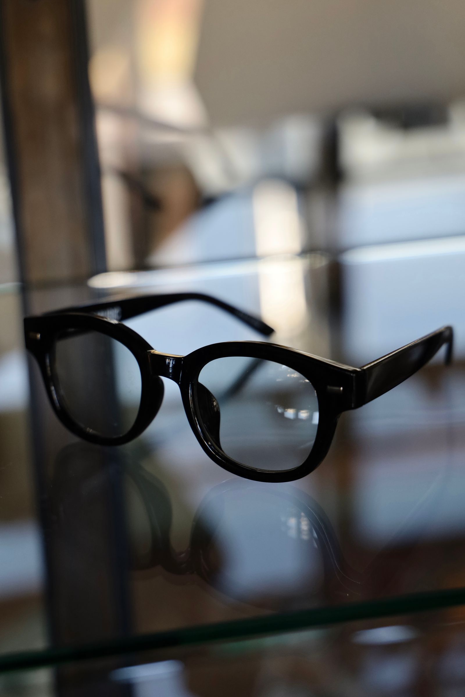 イズネスミュージックサングラス is-ness WALTER SUNGLASSES(WELLINGTON TYPE)BLACK-GRAY
