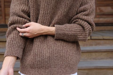 YOKE 3G BACK ZIP RIB CREW NECK"BEIGE"Style.2020.9.19.
