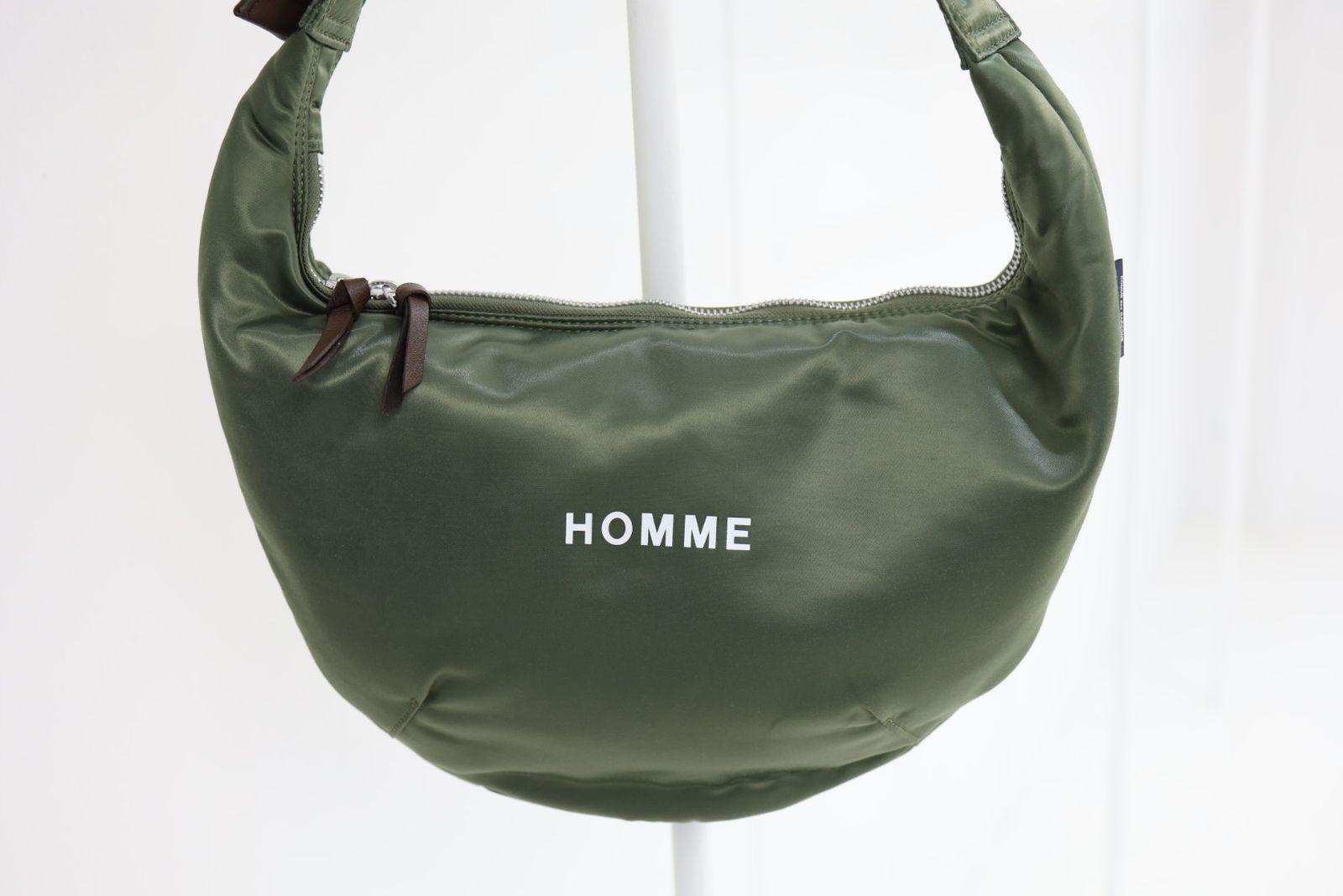 コムデギャルソンオム HOMMEロゴ限定 綿ナイロンショルダーバッグ(HP-K206-051)KHAKI☆12月13日(土)新作発売！