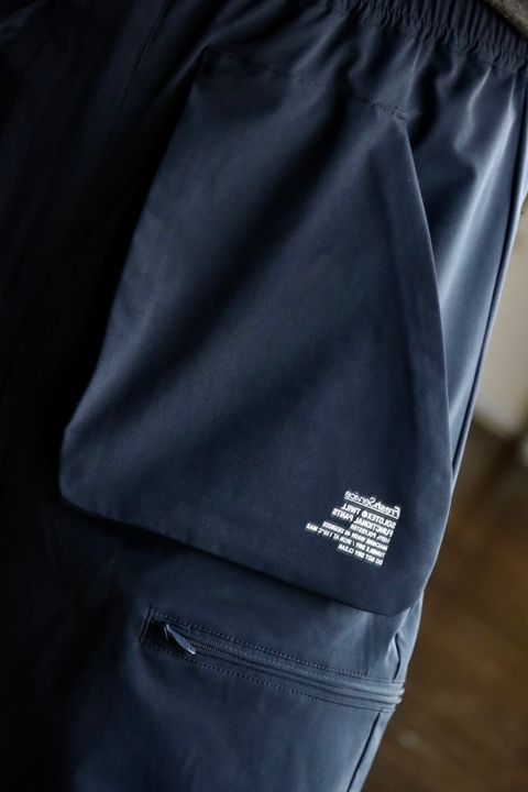 FreshService SOLOTEX TWILL FUNCTIONAL PANTSスタイル