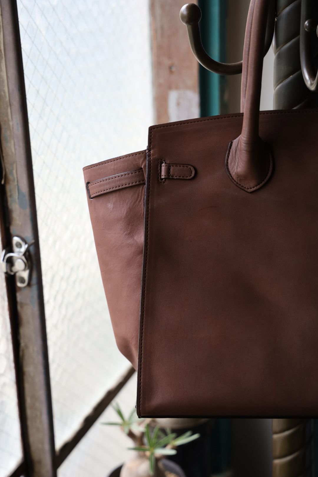 doublet 25AW BREW-DYED LEATHER "ITA" BAG(25AW82BG67)COFFEE☆7月12日(土)発売！