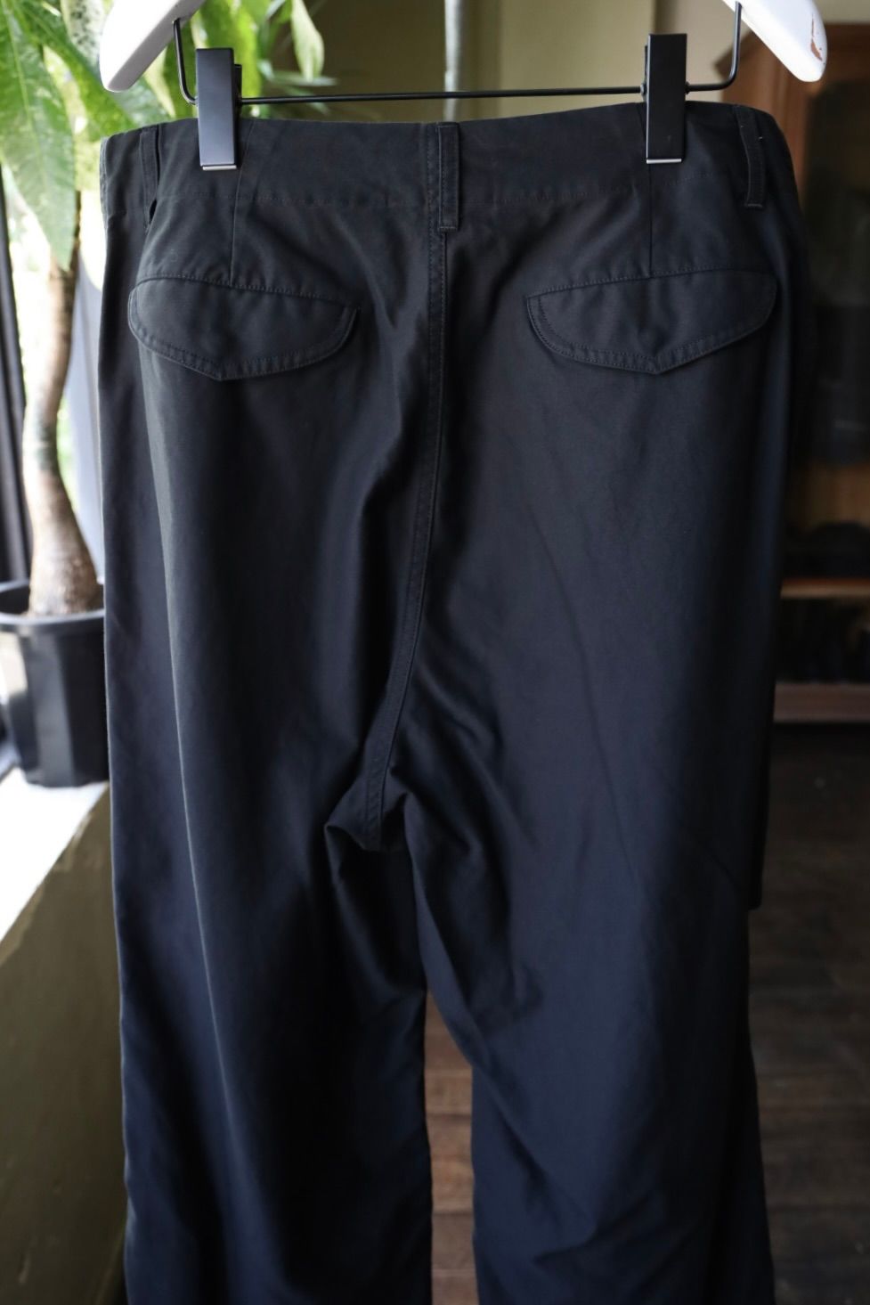グラフペーパー 25AW Cotton Cupro Back Satin Military Pants(GM253-40345)BLACK☆9月6日(土)発売！