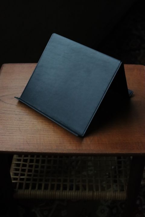 エンダースキーマ  tablet stand(wt-rc-tbs)black★10月4日(土)発売！