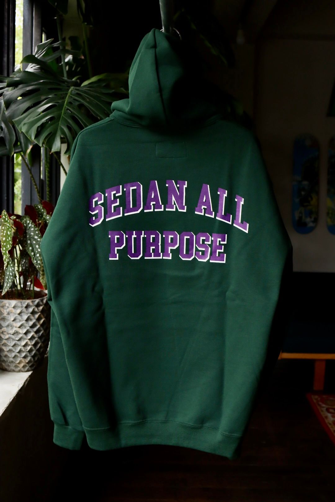 セダンオールパーパスFW23 COLLEGE LOGO HOODIE(SD23F-CT04)FOREST