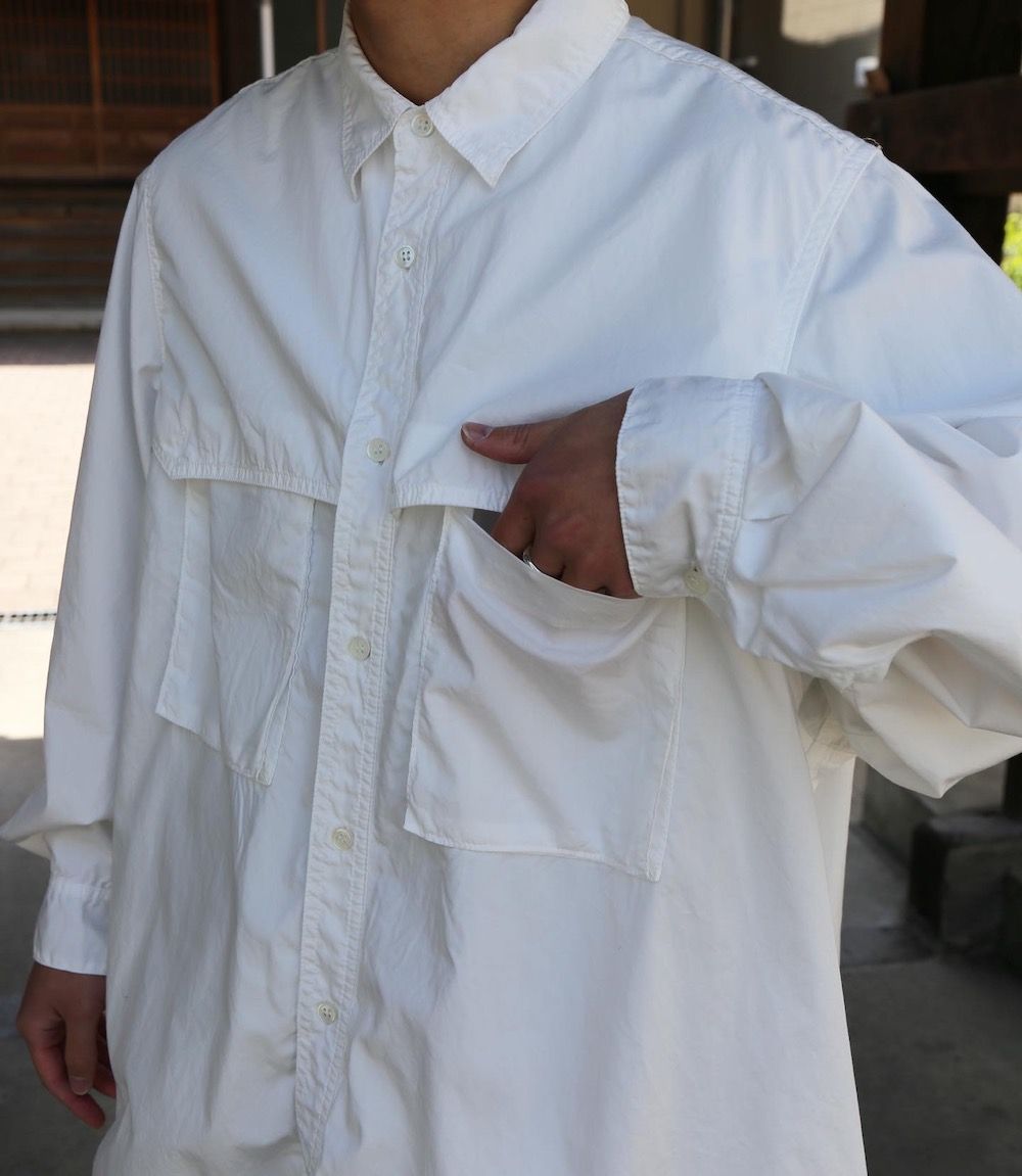 Graphpaper Garment Dyed Poplin Umbrella Yoke Shirt(GM211-50032) style. 2021.04.26.
