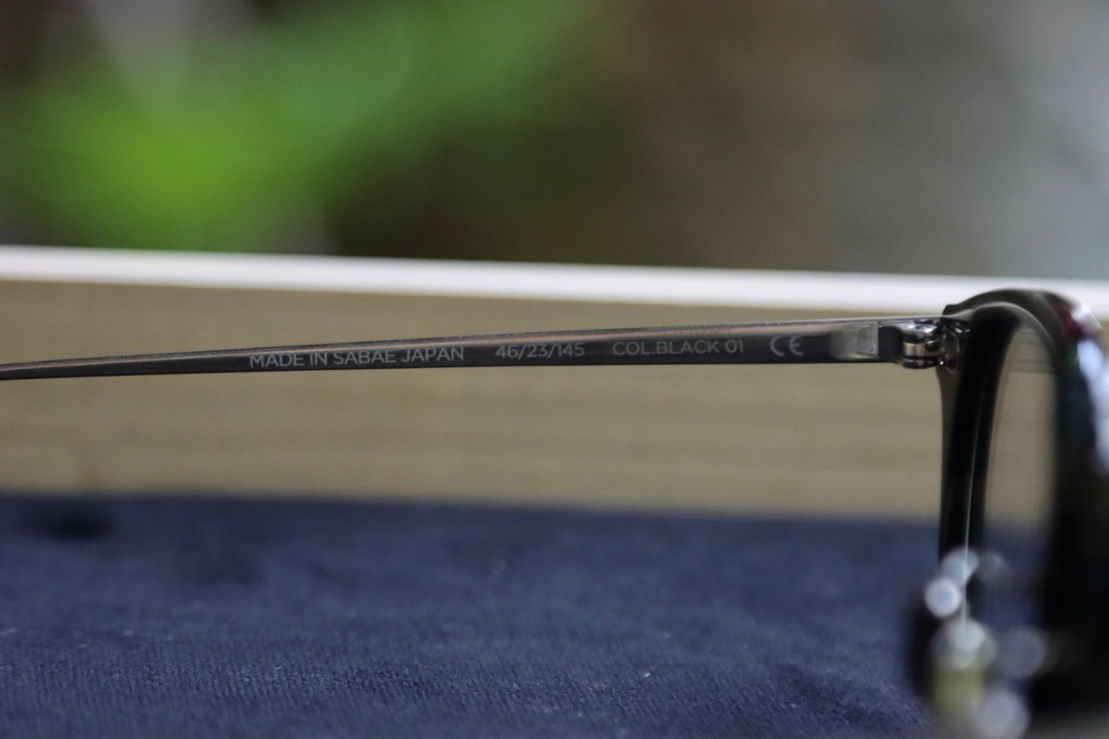 ノチノオプティカル  "JIFUSAN" #1. GLOSS BLACK × CLEAR to GREY(調光モデル)