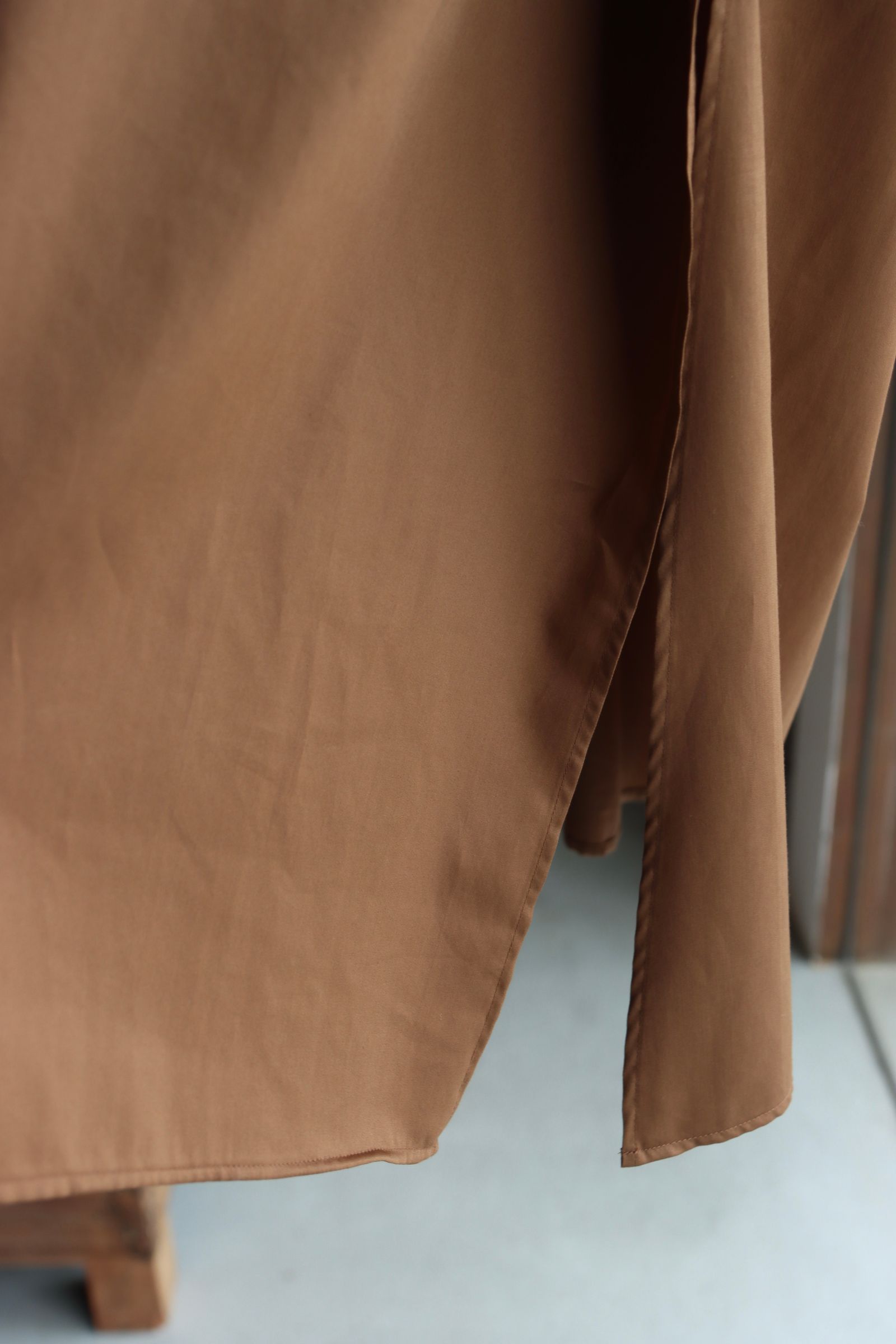 Graphpaper 25SS WOMENS Silicon Poplin Deep Slit Regular Collar Shirt(GL251-50146)BROWN