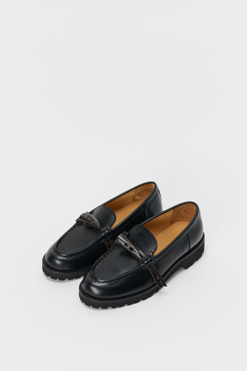 Hender Scheme 新作「horn loafer smooth(ol-s-hrl)」1月8日(土)発売