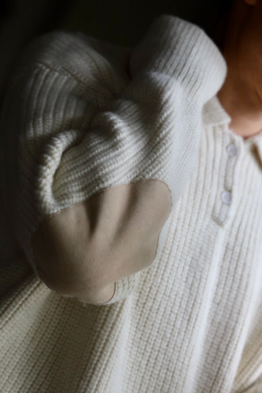 マーカウェア 26AW RIBBED POLO COLLAR JUMPER(A26C24SW02C)NATURAL WHITE☆新作発売！