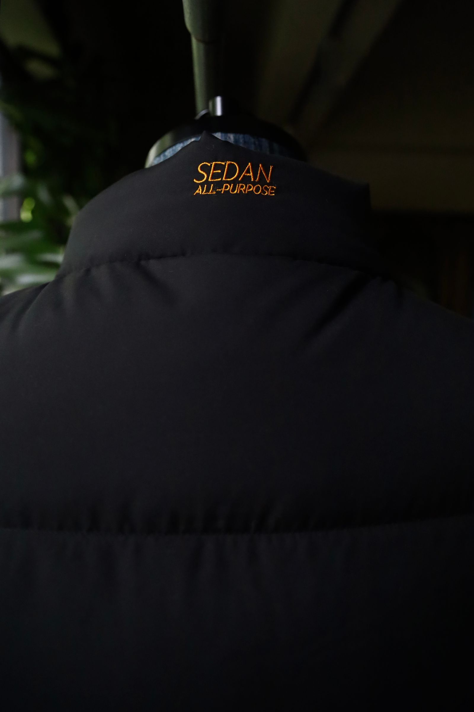 セダンオールパーパス FW24 Reversible Down Vest(SD24F-JK02) Black × Mango☆10月26日(土)発売！